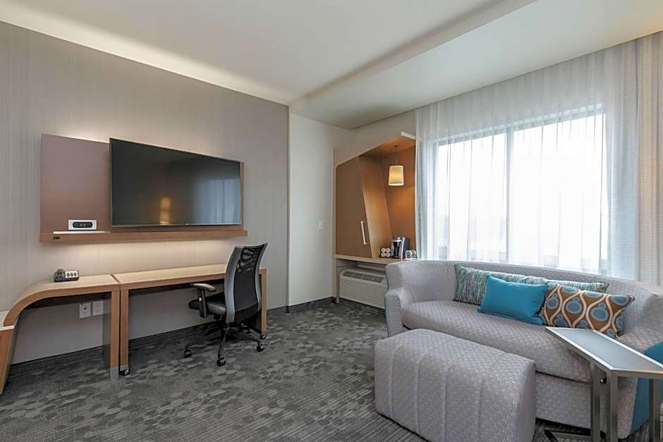 Courtyard by Marriott South Bend Downtown