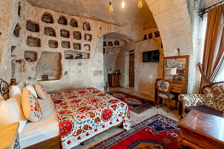 Amber Cave Suites