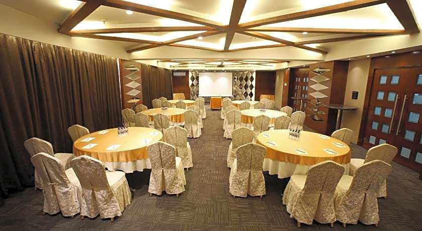 The Byke Suraj Plaza Veg Hotel, Thane