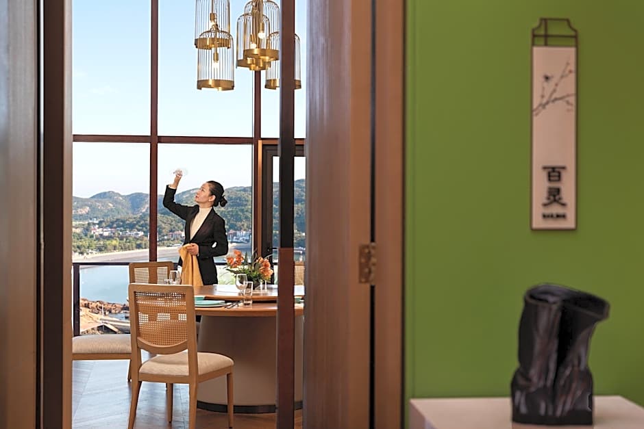 Crowne Plaza Zhoushan Seaview By IHG