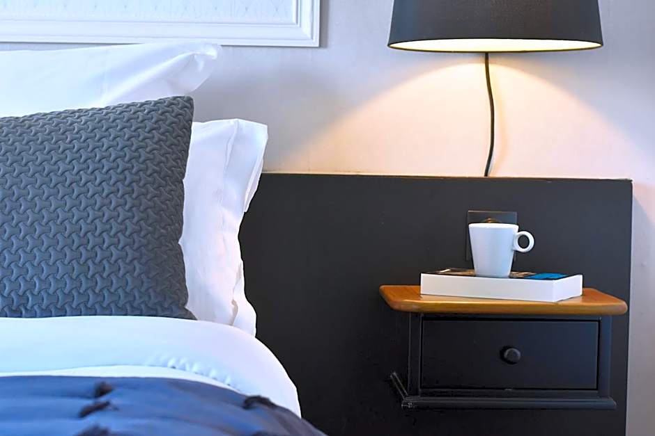 Le Boeuf Couronné - Hôtel & Restaurant Chartres- Logis Hotels