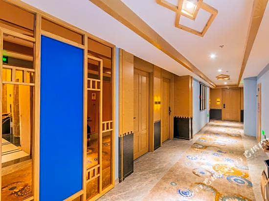 Starway Hotel (Ningbo University)