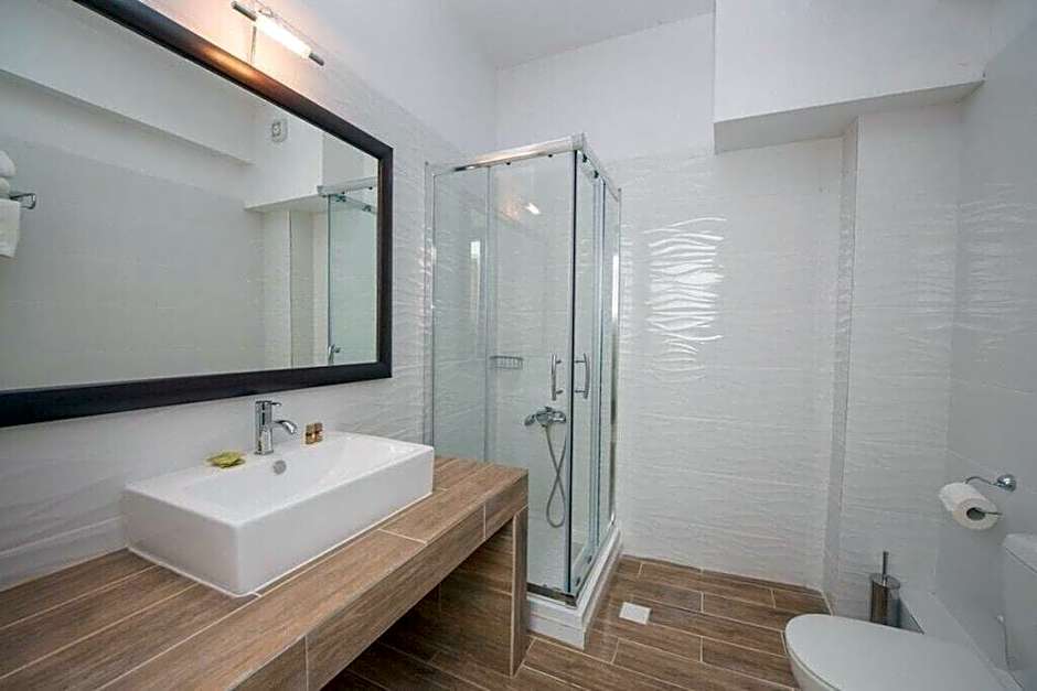 Maranton Beach Hotel