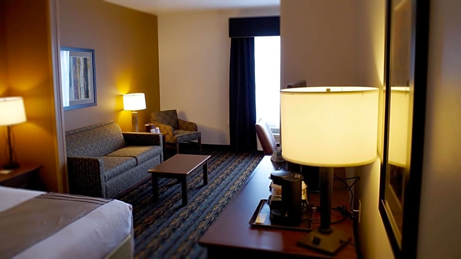 Best Western Plus Lincoln Inn & Suites
