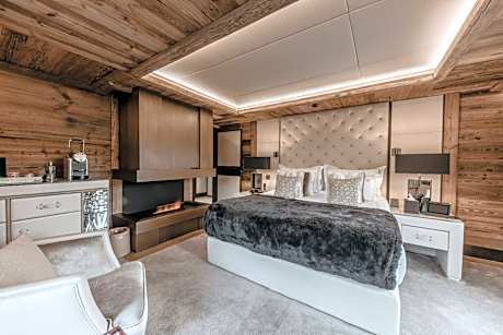 Family Suite 2 Bedrooms & 1 Bathroom