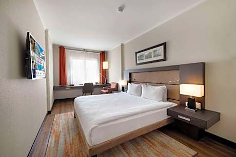 Standard Double Room - Non-Smoking