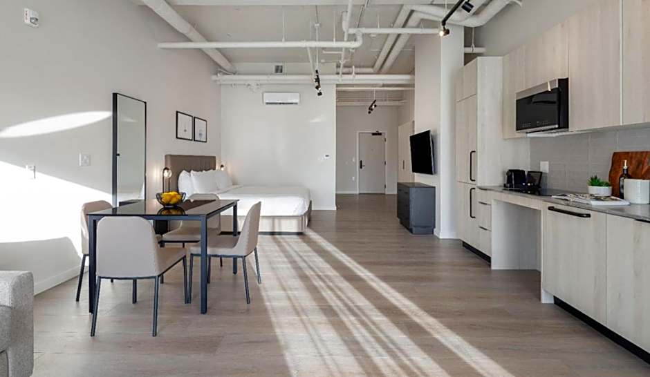 Steveston Waterfront Hotel