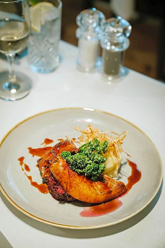 Redesdale Arms Hotel