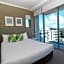 Silvershore Apartments on the Broadwater