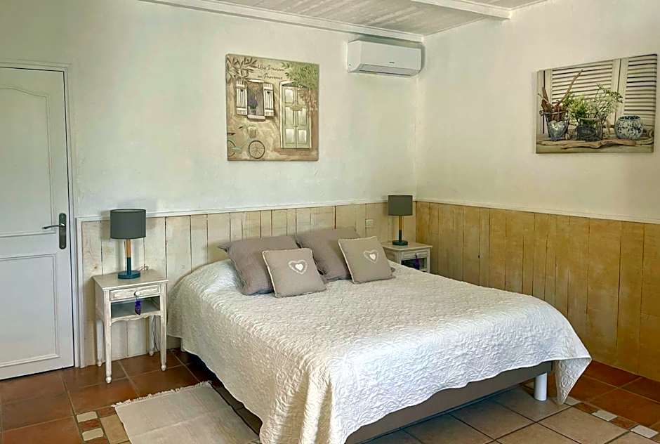 Domaine Au Coeur des Alpilles