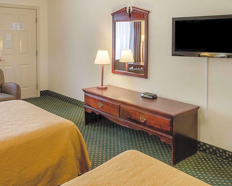 Econo Lodge Inn & Suites Philadelphia