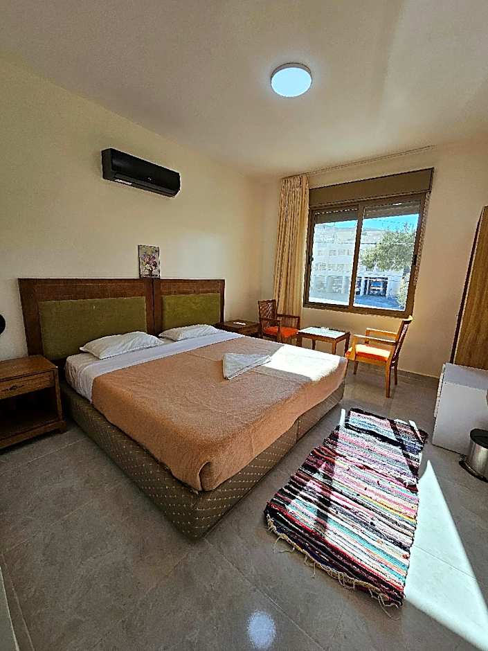 Summit Hotel