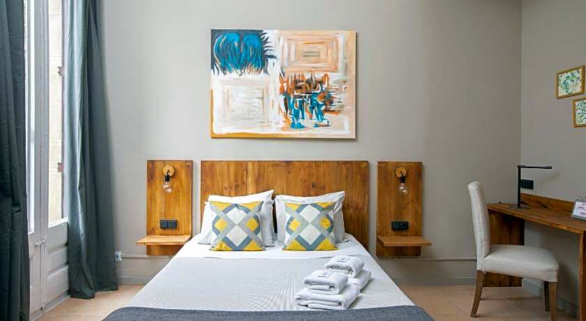 Jardinets Guest House