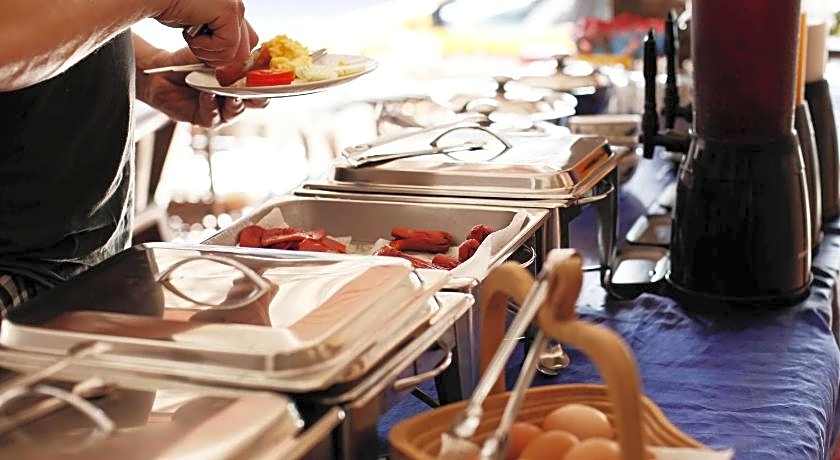 Lotus Friendly Hotel