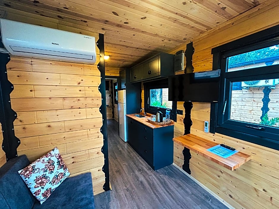 Bitez Tiny House