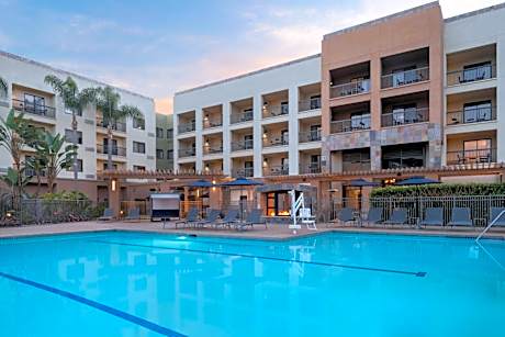 Courtyard by Marriott San Diego Central