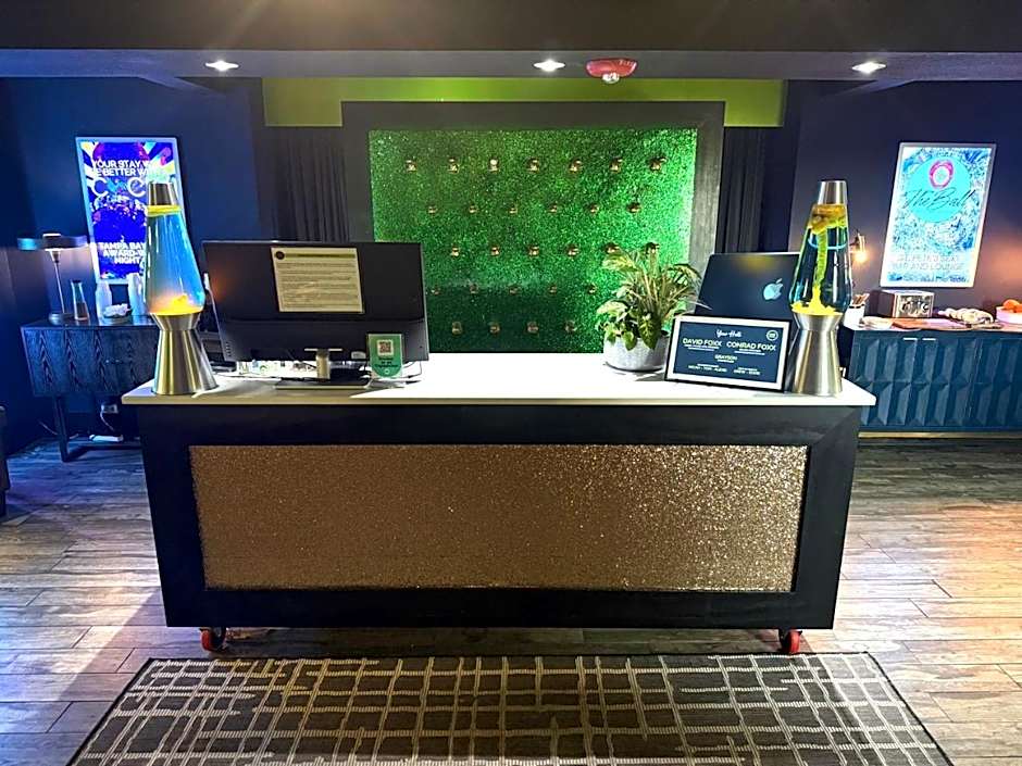 Mari Jean Hotel - All Adults Welcome