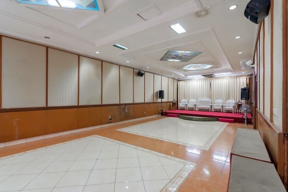 RedDoorz at Hotel Lodaya Bandung