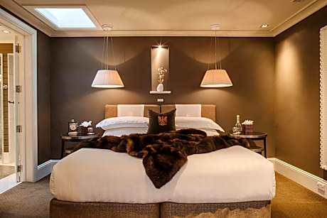 Heritage Suite