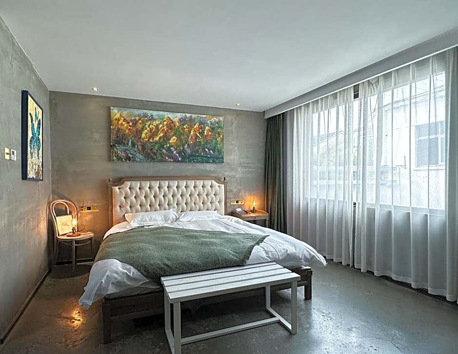 Suzhou Unique Space Design Art Hotel