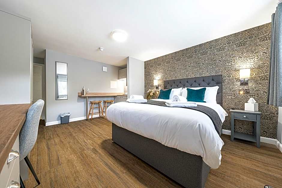 Chequers Lodge- Dalton-in- Furness- Self check in- for professionals and tourists