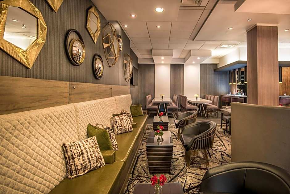 Courtyard by Marriott Bethesda Chevy Chase