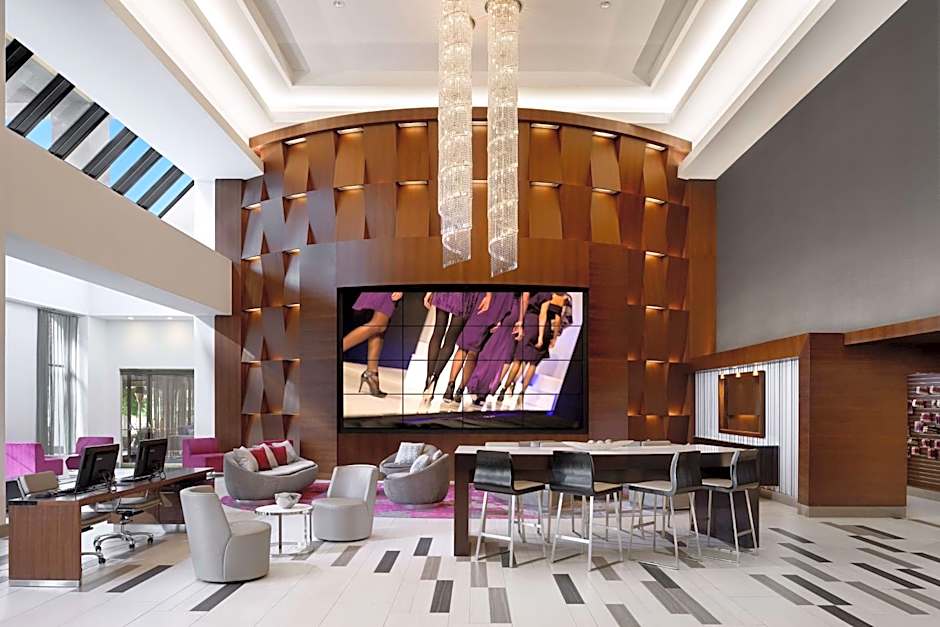 Hilton Woodland Hills/Los Angeles