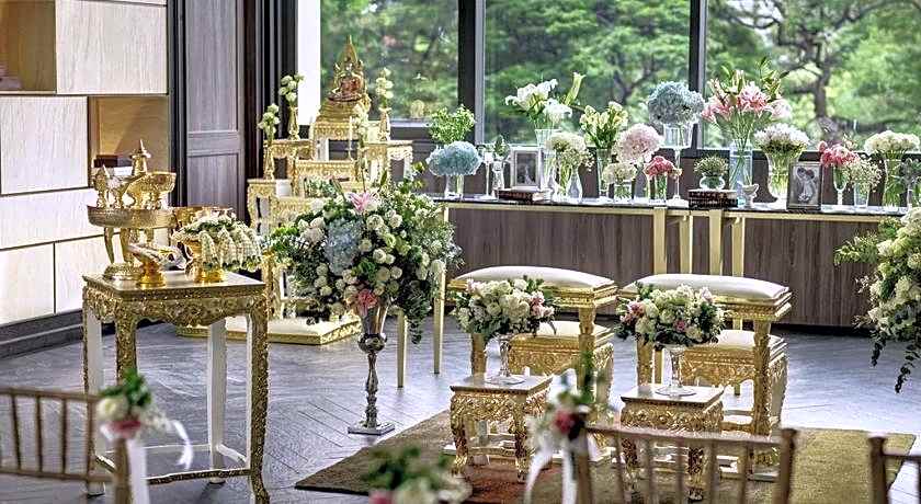 Bliston Suwan Parkview Hotel