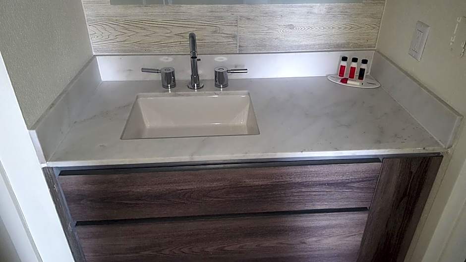 Ramada by Wyndham North Platte