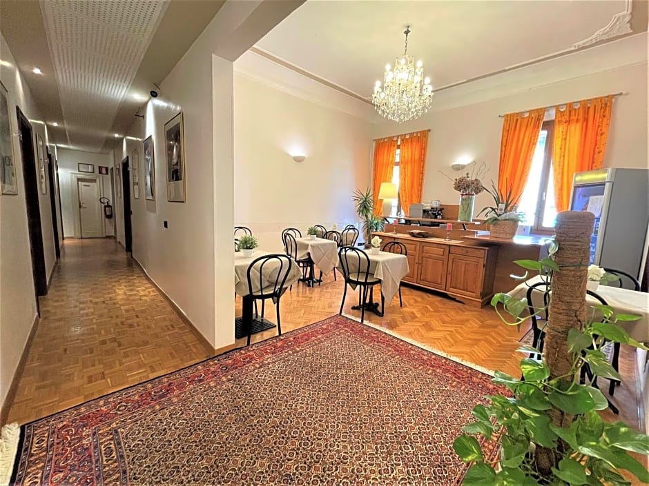 Hotel Leopolda