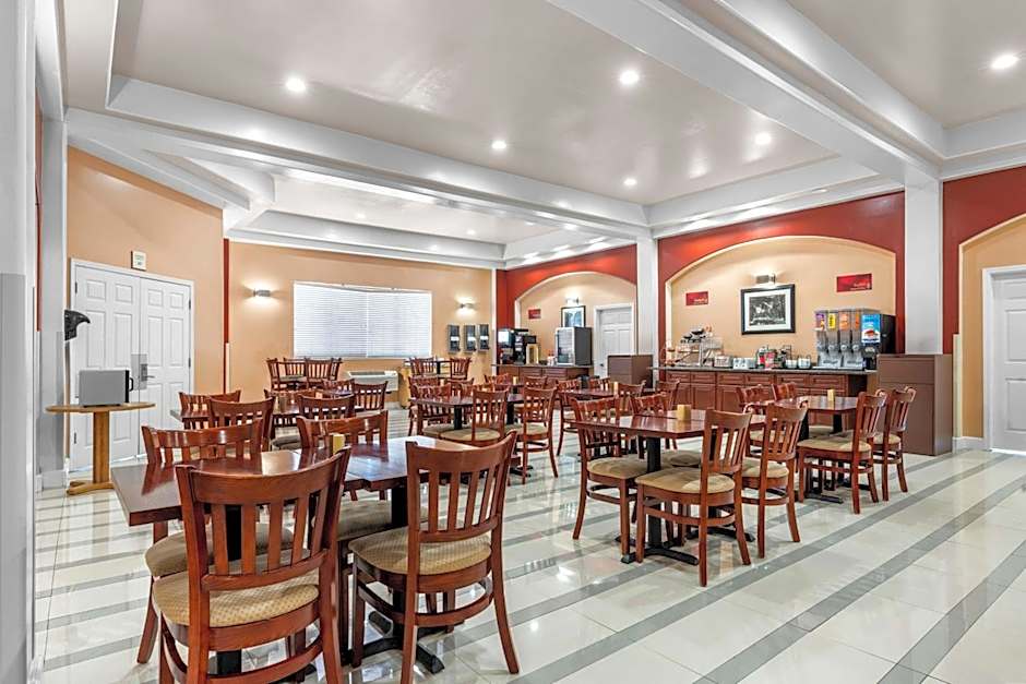 Best Western Plus Yosemite Way Station Motel