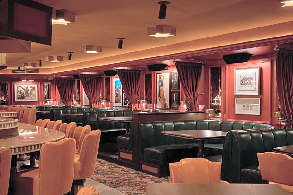 The Georgian Hotel