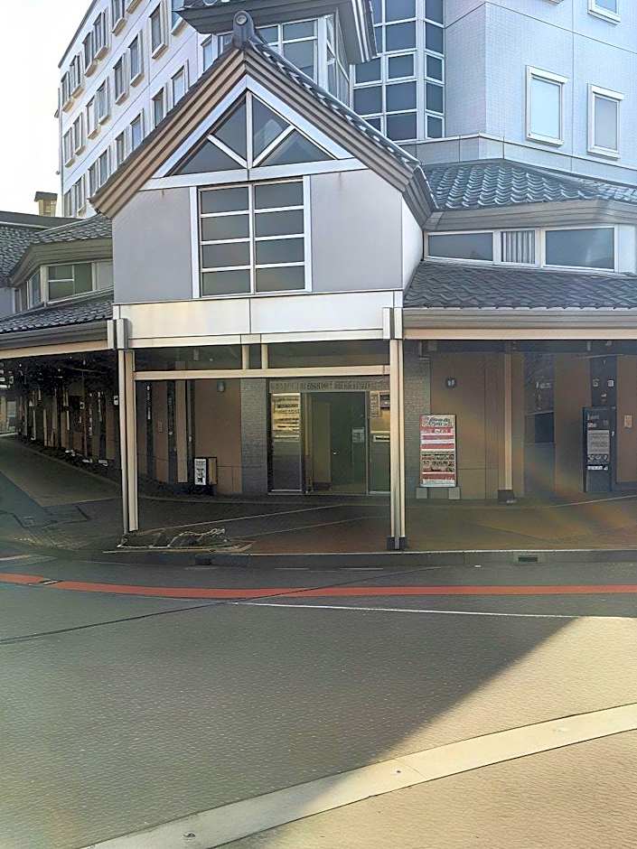 Takada Terminal Hotel
