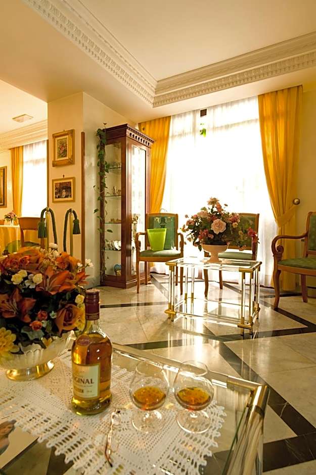 Hotel Amalfi