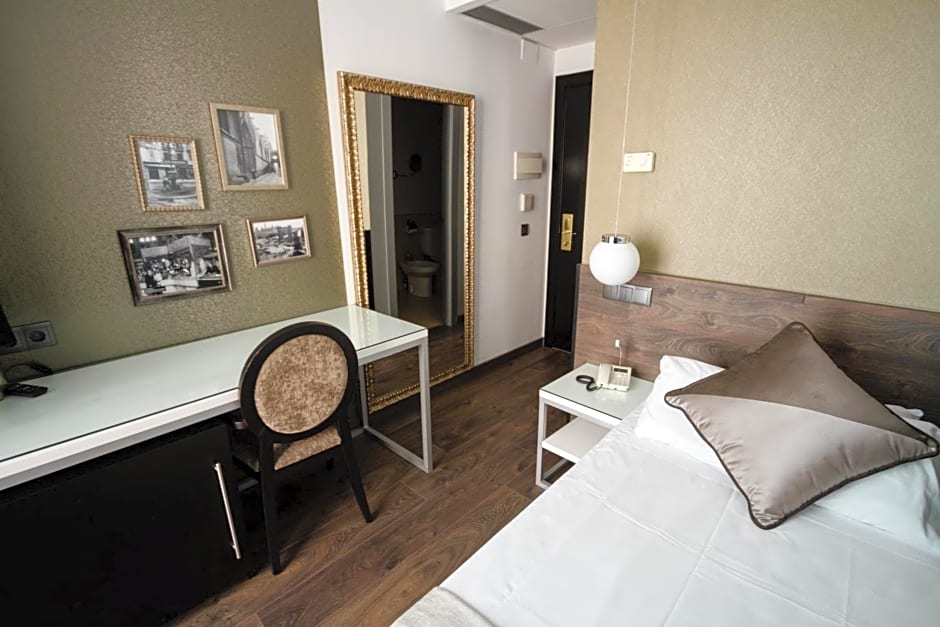 Moderno Hotel