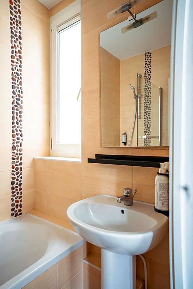 Hôtel Le Croiseur Ginette - Entièrement rénové