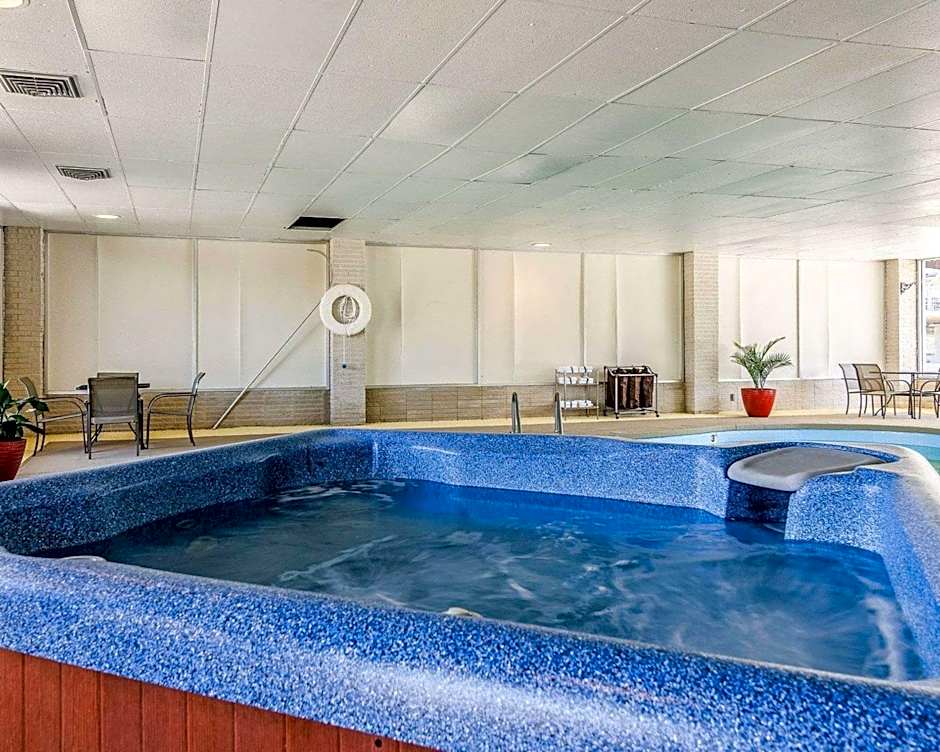 SureStay Hotel