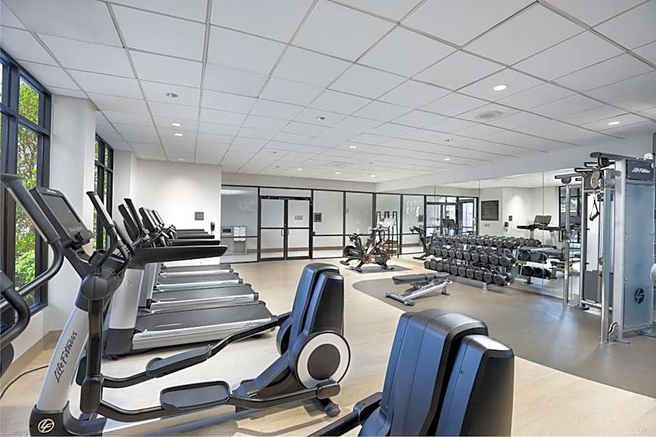 DoubleTree by Hilton Houston Medical Center Hotel & Suites