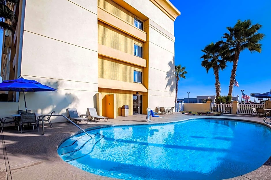 La Quinta by Wyndham Houston Baytown East