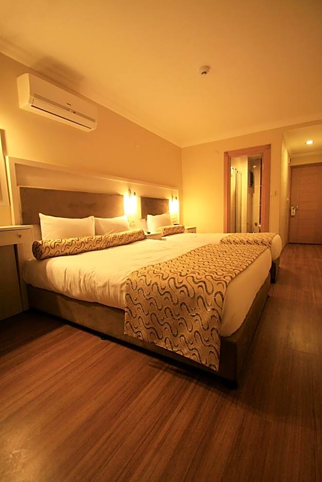 Grand Zeybek Hotel