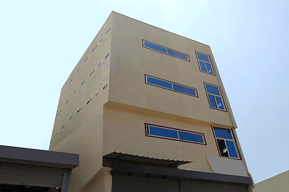 S R Comforts by OYO Rooms – Bangalore, MN