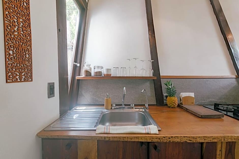 Nahouse Jungle Lodges