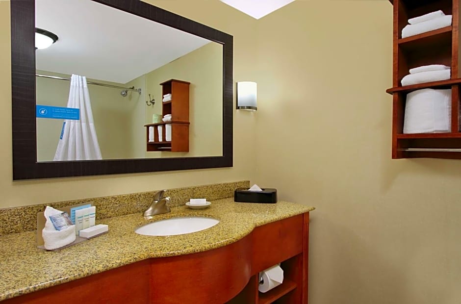 Hampton Inn By Hilton Ashtabula