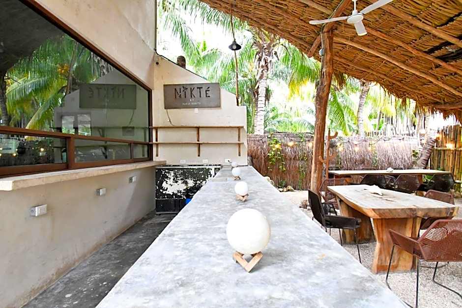 Maria Bonita Hotel & Restaurant El Cuyo by Spot Rentals