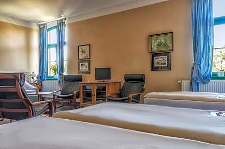 One-Bedroom Holiday Flat