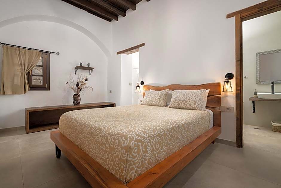 Ancient Knights Luxury Suites