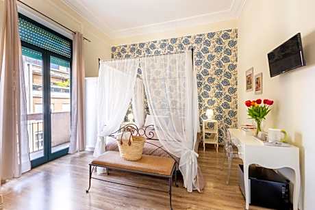 Superior Double Room with Balcony