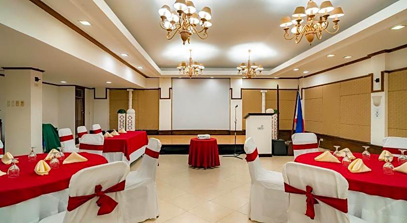 Crown Regency Residences Davao Hotel