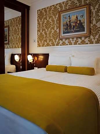 Double or Twin Room with View