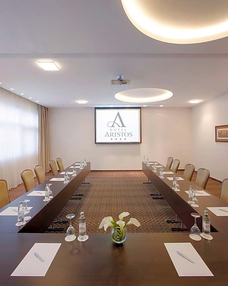 Hotel Aristos